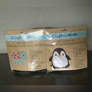 Crafter's Square DIY Crochet Kit - Penguin & Turtle